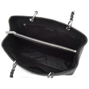 Chanel Bag Caviar Skin Shoulder